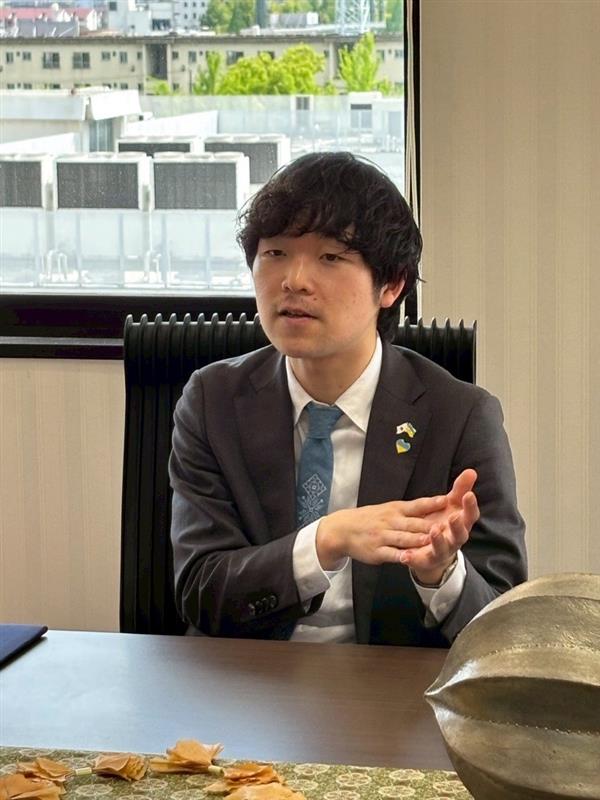 ウクライナの現状について報告する松本さん
